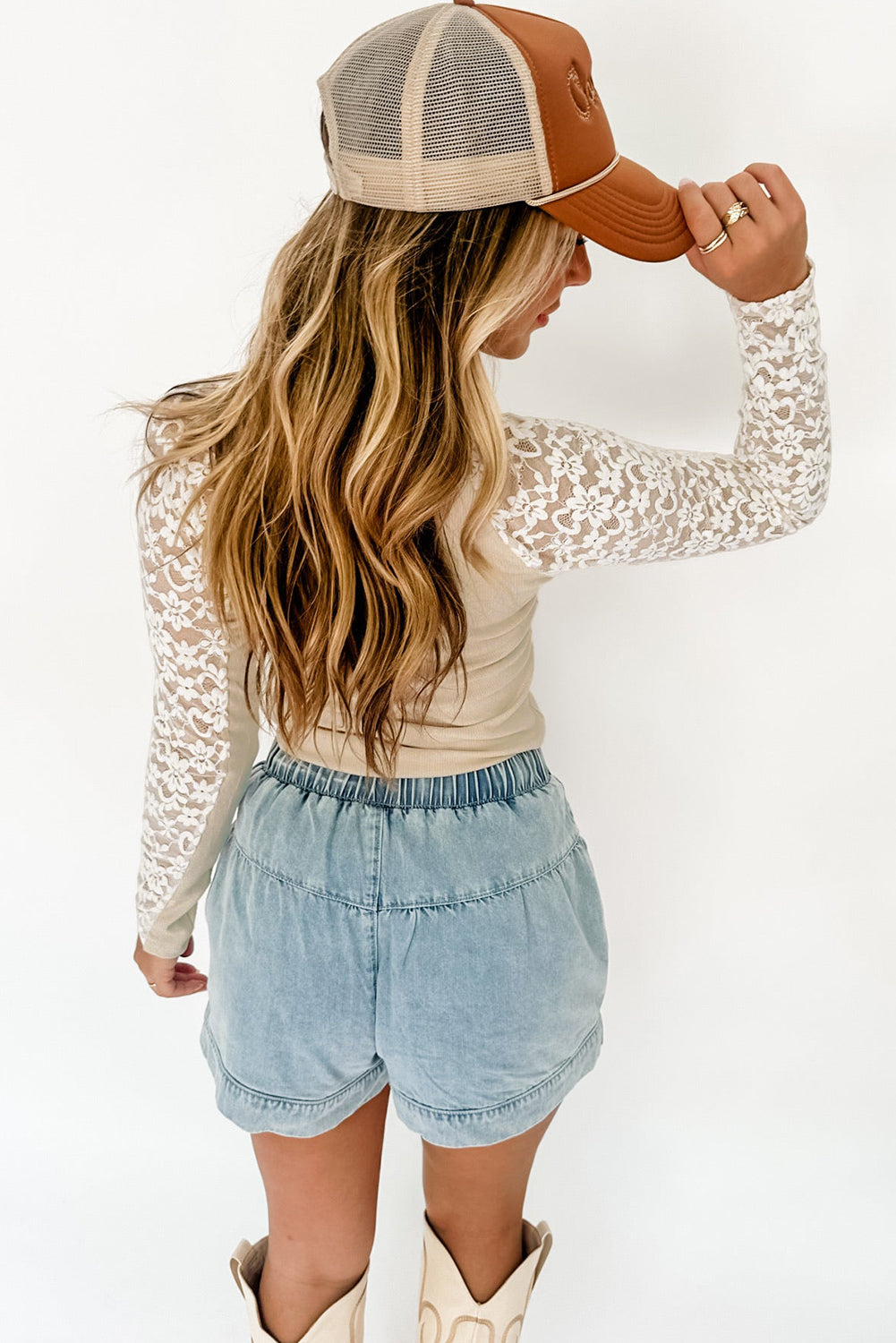 Ribbed Lace Sleeve