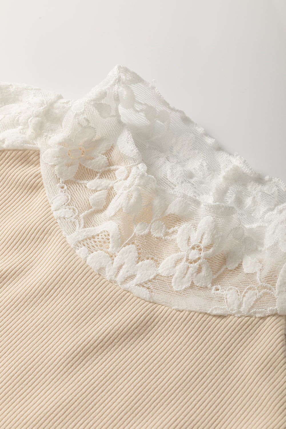 Ribbed Lace Sleeve